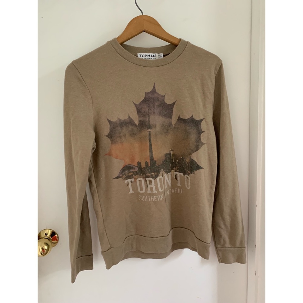 3FOR20💲Topshop Toronto Cn Tower Crewneck